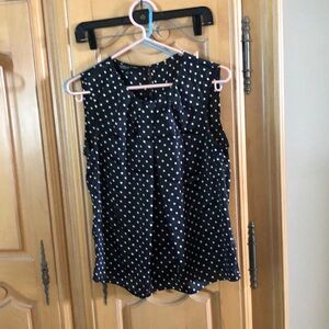 Jones New York short sleeve top - poka dot